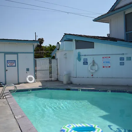 Nampa Inn & Suites-2
