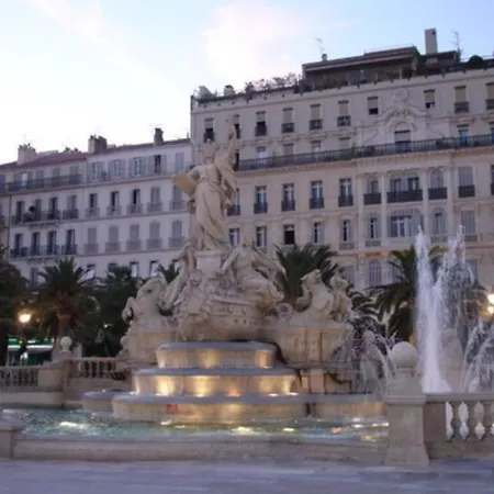 Hôtel Amirauté-2