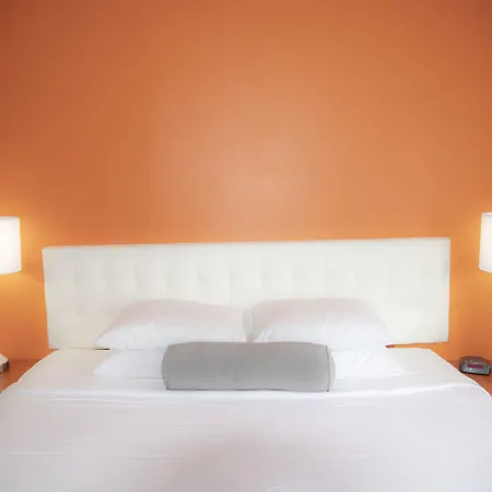 Howard Johnson By Wyndham Allentown/Dorney Hotel & Suites-3
