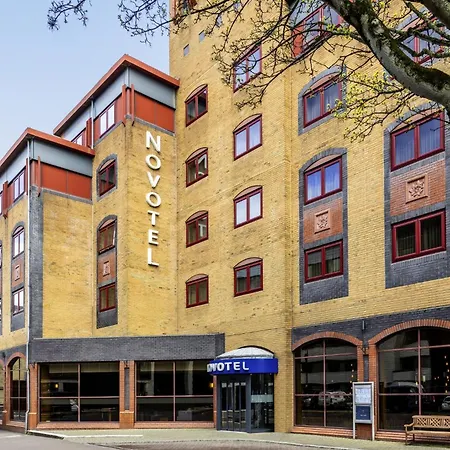 Novotel Bristol Centre-3