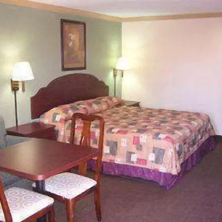 Knights Inn Port Charlotte-3