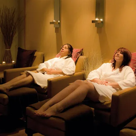 Macdonald Alveston Manor Hotel & Spa-3