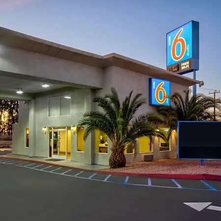 Motel 6 Victorville-2