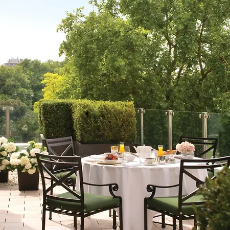 Four Seasons Hotel London At Park Lane-2