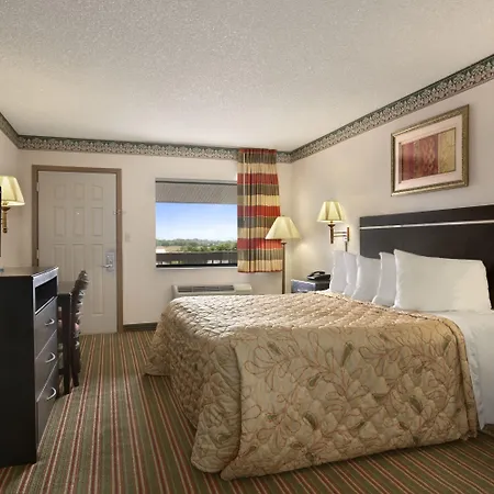Days Inn By Wyndham Grantville-3