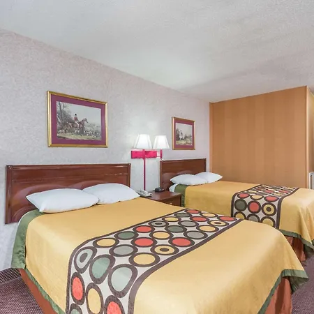 Super 8 By Wyndham Hancock Md-3