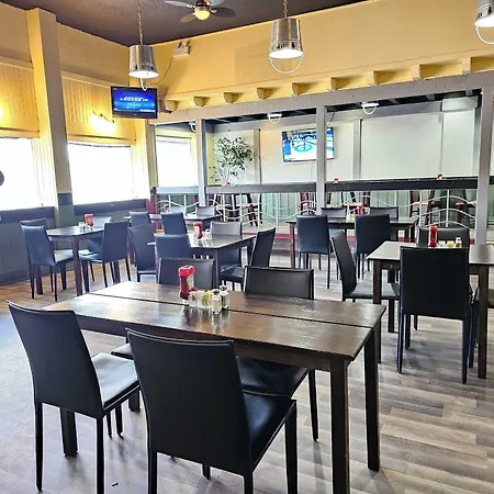 Travelodge By Wyndham Prince Albert-3