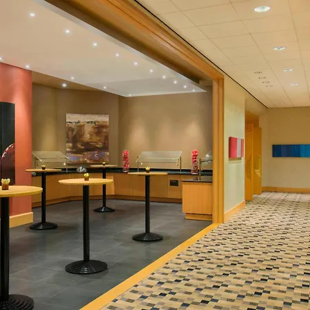 Sheraton Brussels Airport Hotel-2