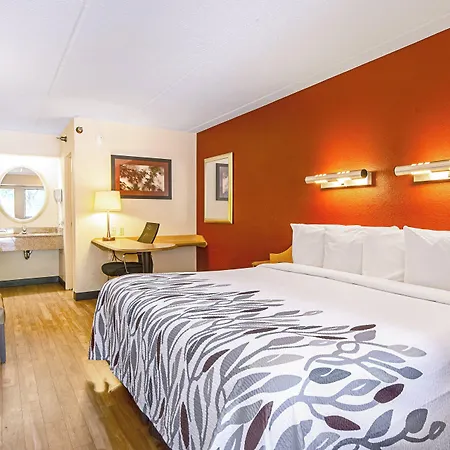 Red Roof Inn Utica-3