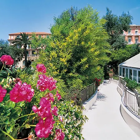 Grand Hotel Excelsior Vittoria-2