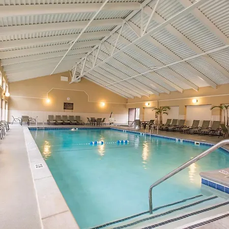 Doubletree By Hilton Hotel Grand Rapids Airport-3