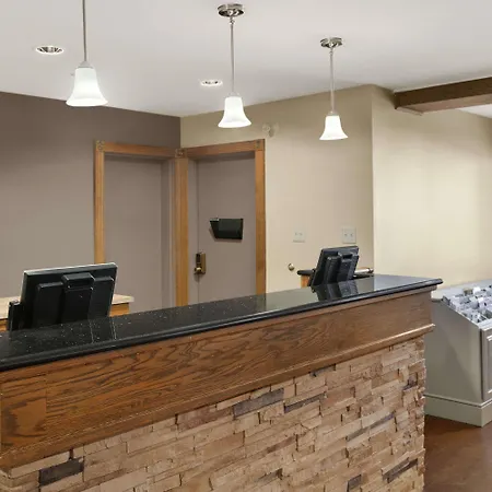 Travelodge Suites By Wyndham Saint John-3
