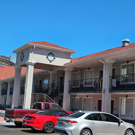Quality Inn & Suites Greenville I-65-2