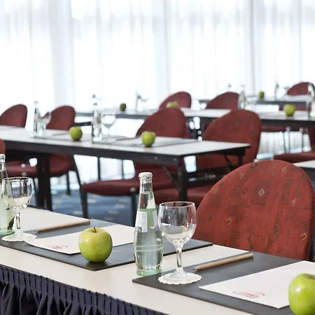 Sunday Hotel And Spa Wismar-2