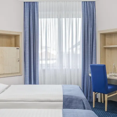 Hotel Erfurt City Center By Leonardo Hotels-3