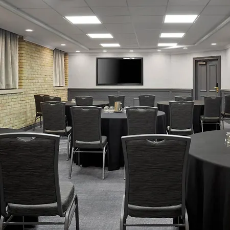 Delta Hotels By Marriott London Armouries-2