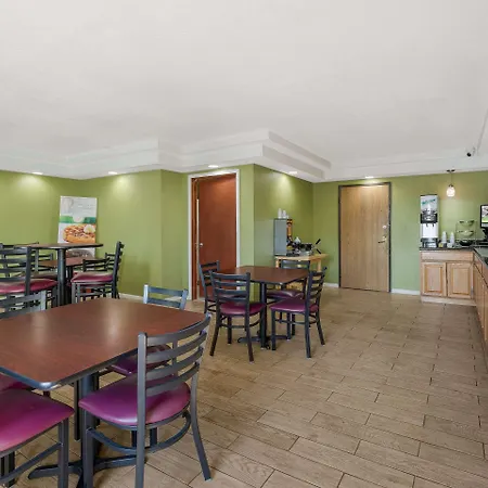 Quality Inn Ashland I 71 & Us 250-3