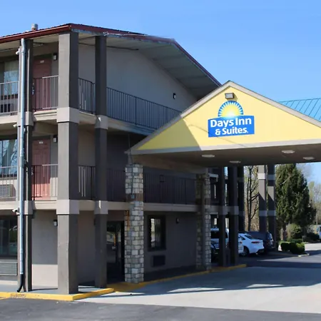 Days Inn & Suites By Wyndham Springfield On I-44-3