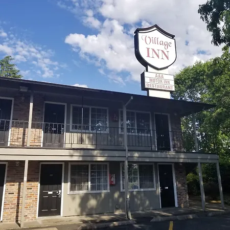 Village Inn-3