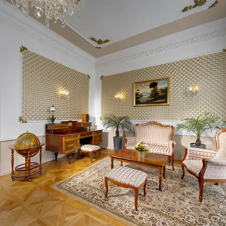 Clarion Grandhotel Zlaty Lev-3