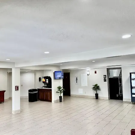 Red Roof Inn & Suites Newport - Middletown, Ri-2