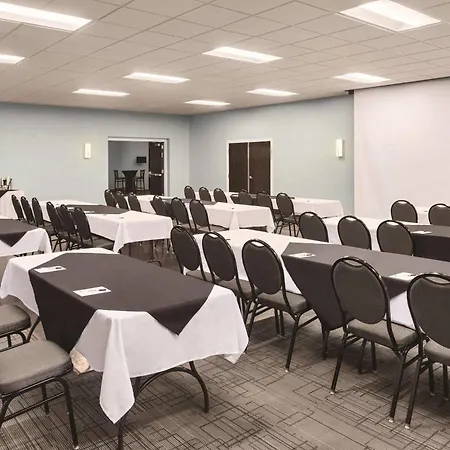Radisson Hotel And Conference Center Fond Du Lac-3