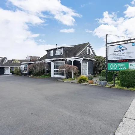 Cottage Mews Motel-2