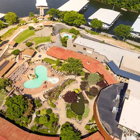 Lodge Of Four Seasons Golf Resort, Marina & Spa-3