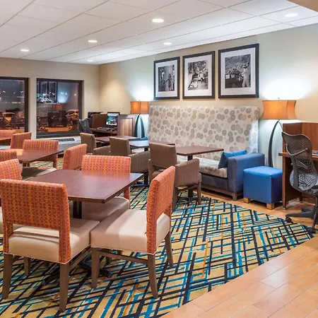 Hampton Inn Columbia-2