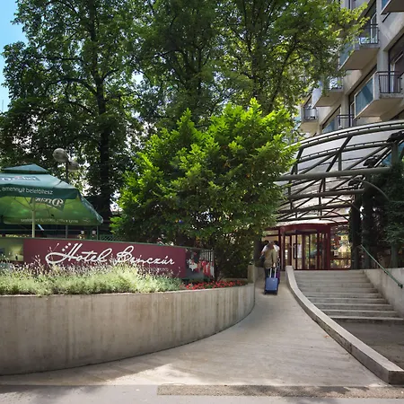 Benczur Hotel-2