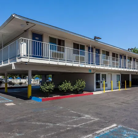 Motel 6 Sacramento, Ca - Downtown-2