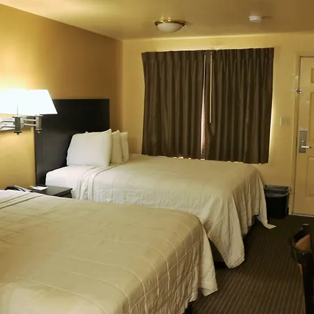 Days Inn By Wyndham Fresno South-3
