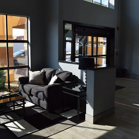 Quality Suites Maumelle - Little Rock Northwest-3