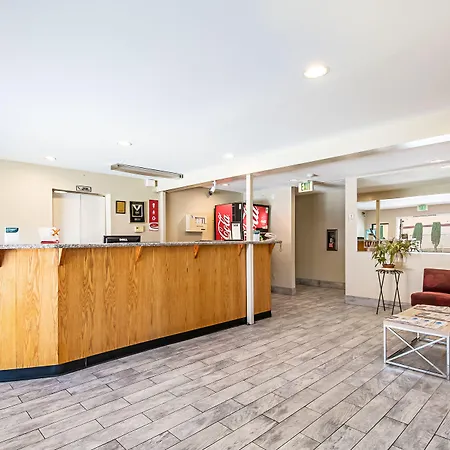 Sutter Inn-3