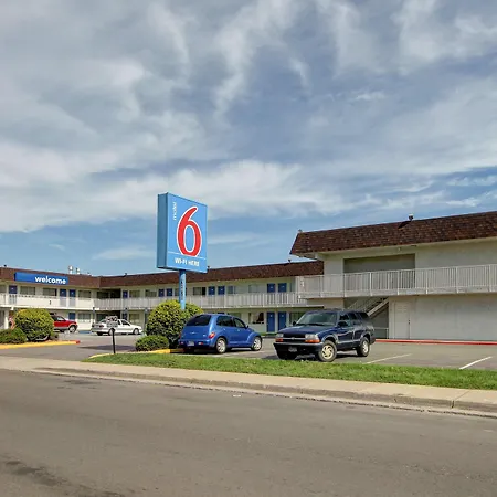 Motel 6-Denver, Co - Airport-2