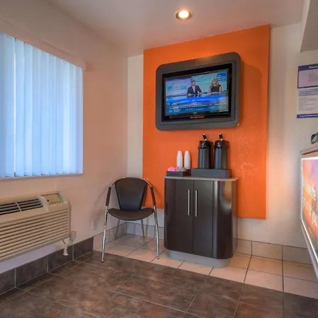 Motel 6-San Ysidro, CA - San Diego - Border-2