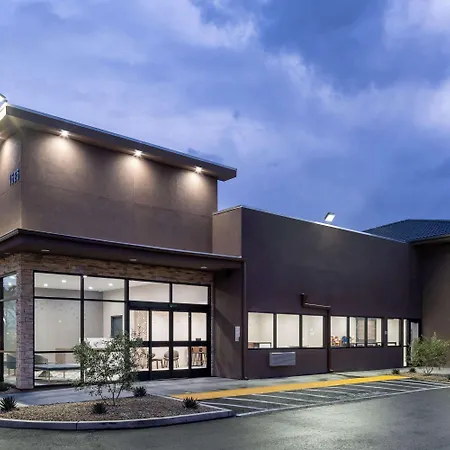 Ramada By Wyndham Modesto Yosemite Area-2