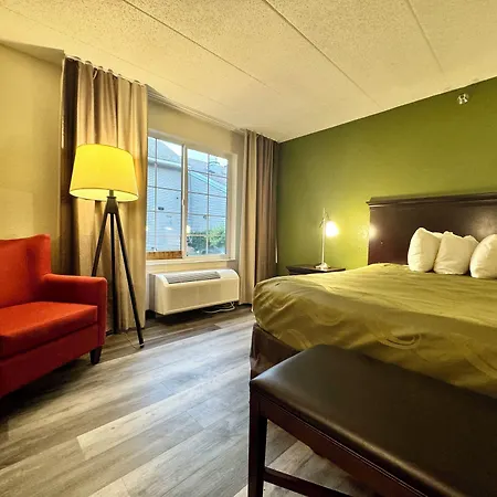 Quality Inn & Suites Alexandria-2