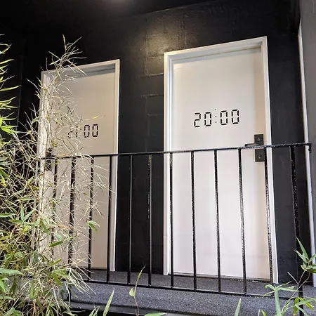 Soya On Davis Apartment Hotel-3