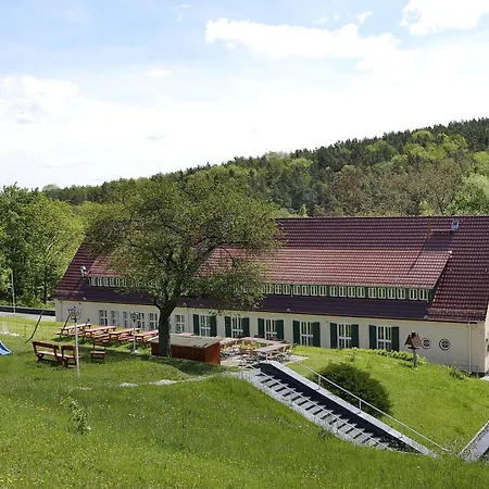 Land- und Golfhotel Alte Fliegerschule-2