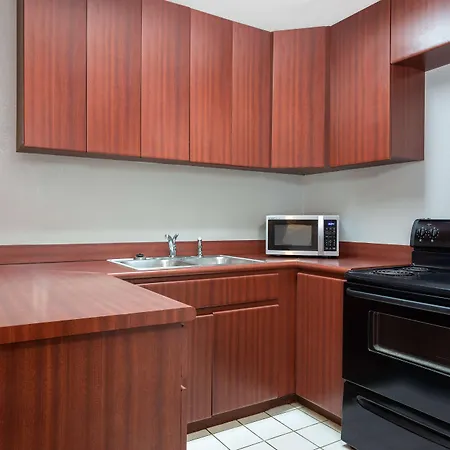 Baymont By Wyndham Marianna-2