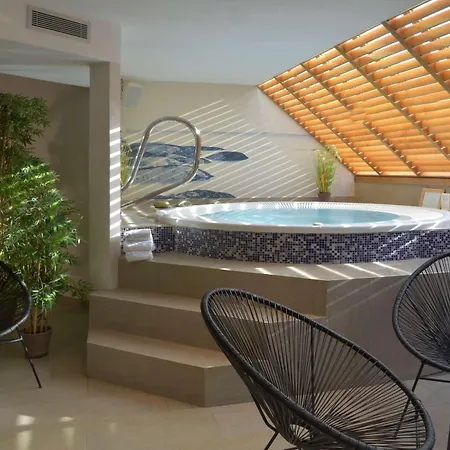 Best Western Les Bains Hotel et SPA-2