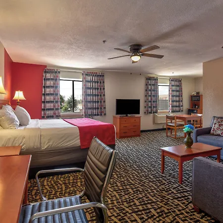 Ramada By Wyndham Oklahoma City Airport North-3