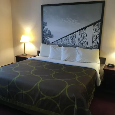 Super 8 By Wyndham Lethbridge-2