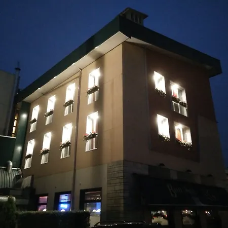 Santa Barbara Hotel-3