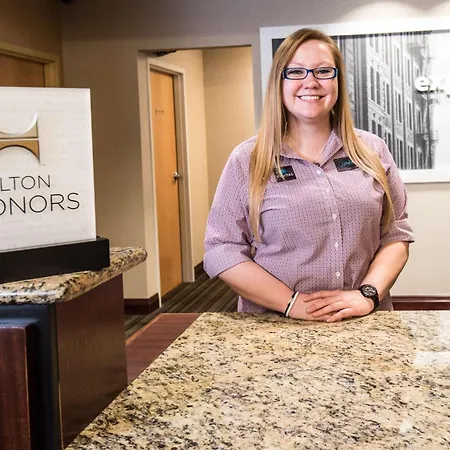 Hampton Inn Clarksville-3
