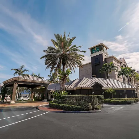 La Quinta By Wyndham Miami Airport West-2