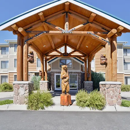 Clubhouse Inn-2