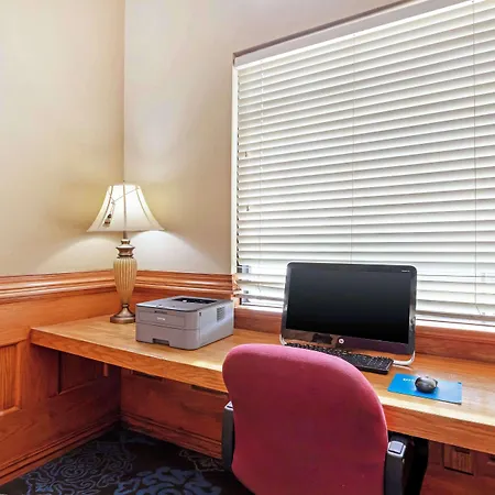 Best Western Locust Grove Inn & Suites-2