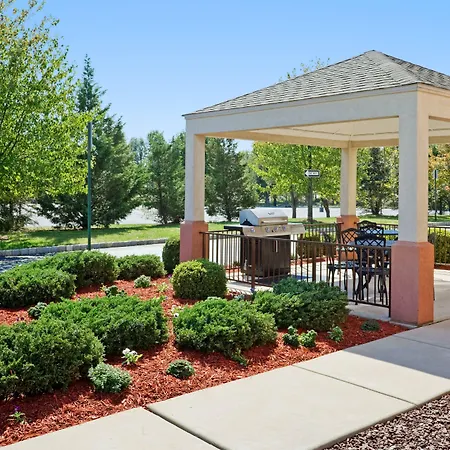 Sonesta Simply Suites Somerset-2